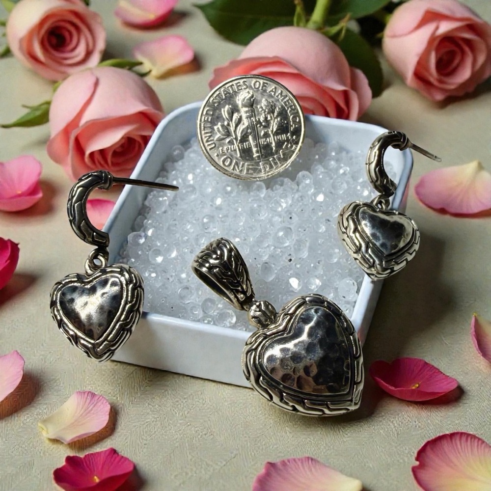 Elegant Solid Silver 925 Heart Jewelry Set - Picture 3 of 8